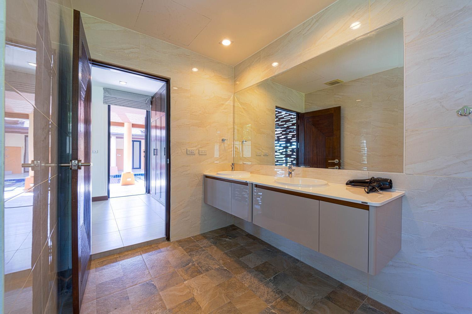 Luxury 5 Bedroom Villa Close To Beach Srs Hua Hin Exterior photo